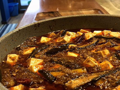 きまぐれ日替わり定食(麻婆ナス豆腐)